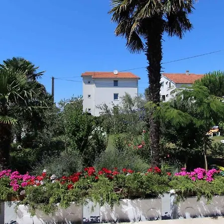 Malinska,krk, Primorje-gorski Kotar 8 Apartment